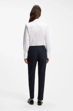 Slim-Fit Bluse aus bügelleichtem Baumwoll-Mix mit Twill-Struktur