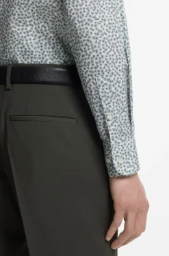 Slim-Fit Business-Hemd aus Stretch-Popeline