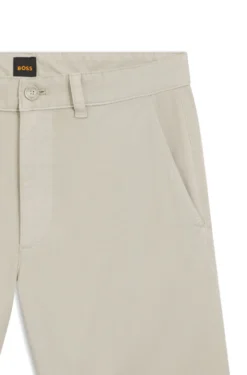 Slim-Fit Chino-Shorts aus Stretch-Baumwolle
