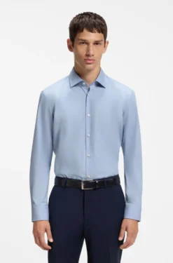 Slim-Fit Hemd aus bügelleichter Baumwoll-Popeline