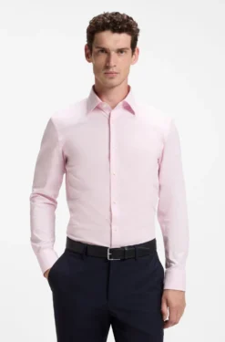 Slim-Fit Hemd aus elastischer Baumwoll-Popeline mit bügelleichtem Finish