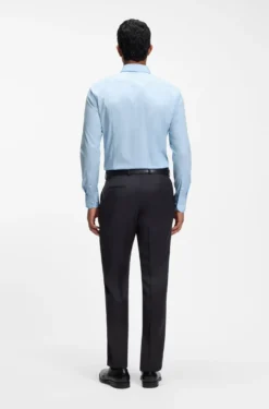 Slim-Fit Hemd aus elastischer Baumwoll-Popeline mit bügelleichtem Finish