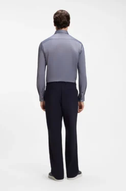 Slim-Fit Hemd aus funktionalem Stretch-Gewebe mit Struktur