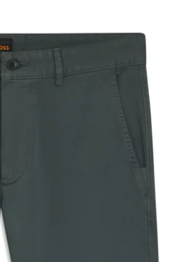 Slim-Fit Hose aus überfärbtem elastischem Satin