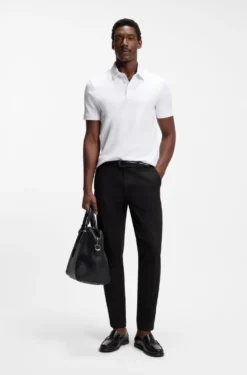 Slim-Fit Hose aus Vier-Wege-Stretch-Gewebe