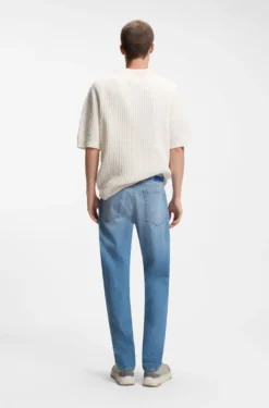 Slim-Fit Jeans aus hellblauem Denim