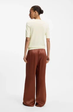 Slim-Fit Kurzarmpullover aus superfeiner Merinowolle