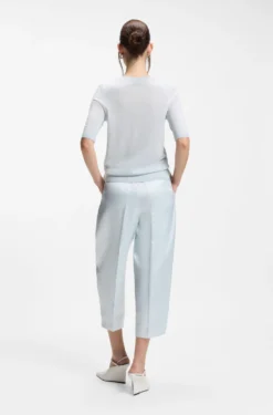 Slim-Fit Kurzarmpullover aus superfeiner Merinowolle