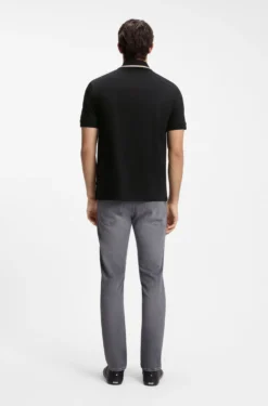 Slim-Fit Poloshirt aus Baumwolle mit gestreiftem Kragen