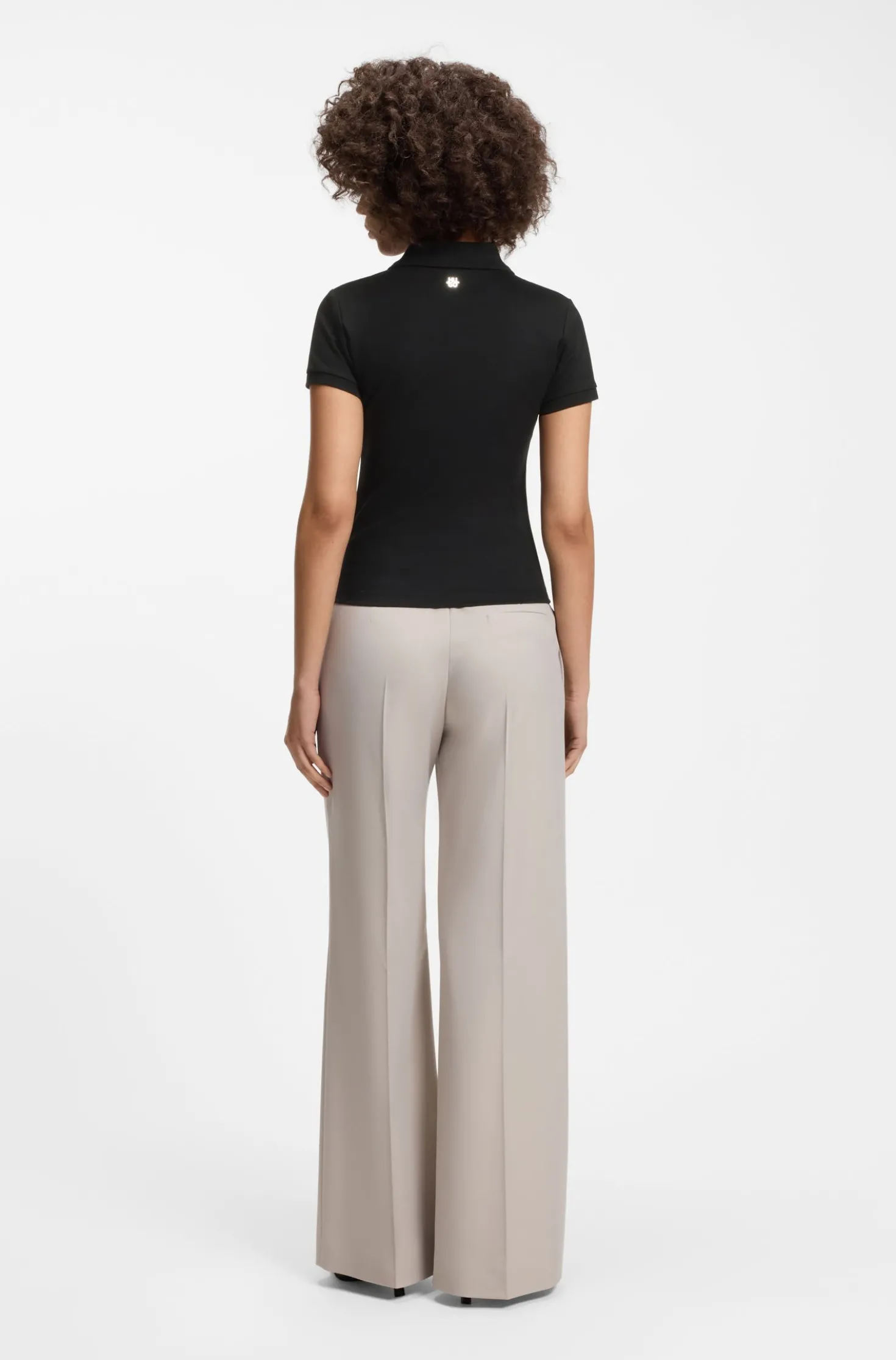 Slim-Fit Poloshirt mit Metallknöpfen