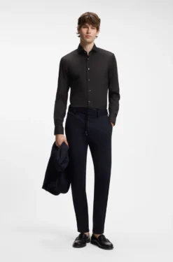 Slim-Fit Popeline-Hemd aus bügelleichtem Baumwoll-Mix