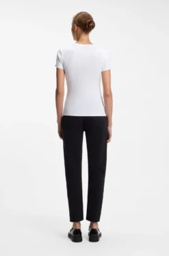 Slim-Fit T-Shirt aus gerippter Stretch-Baumwolle mit Logo