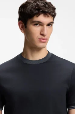 Slim-Fit T-Shirt aus merzerisierter Baumwolle mit Kontrast-Tipping