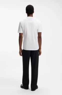Slim-Fit T-Shirt aus Stretch-Baumwolle mit Stehkragen
