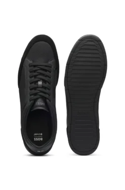Sneakers aus Material-Mix mit Nahtdetails