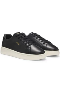 Sneakers aus Nappaleder mit goldfarbenem Logo