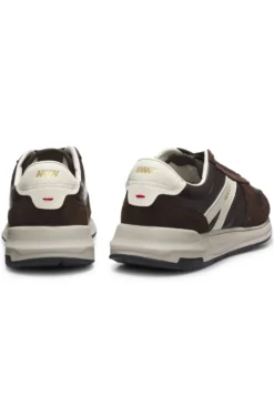 Sneakers aus Veloursleder mit goldfarbenem Folien-Logo