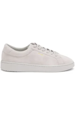 Sneakers aus Veloursleder mit goldfarbenem Folien-Logo