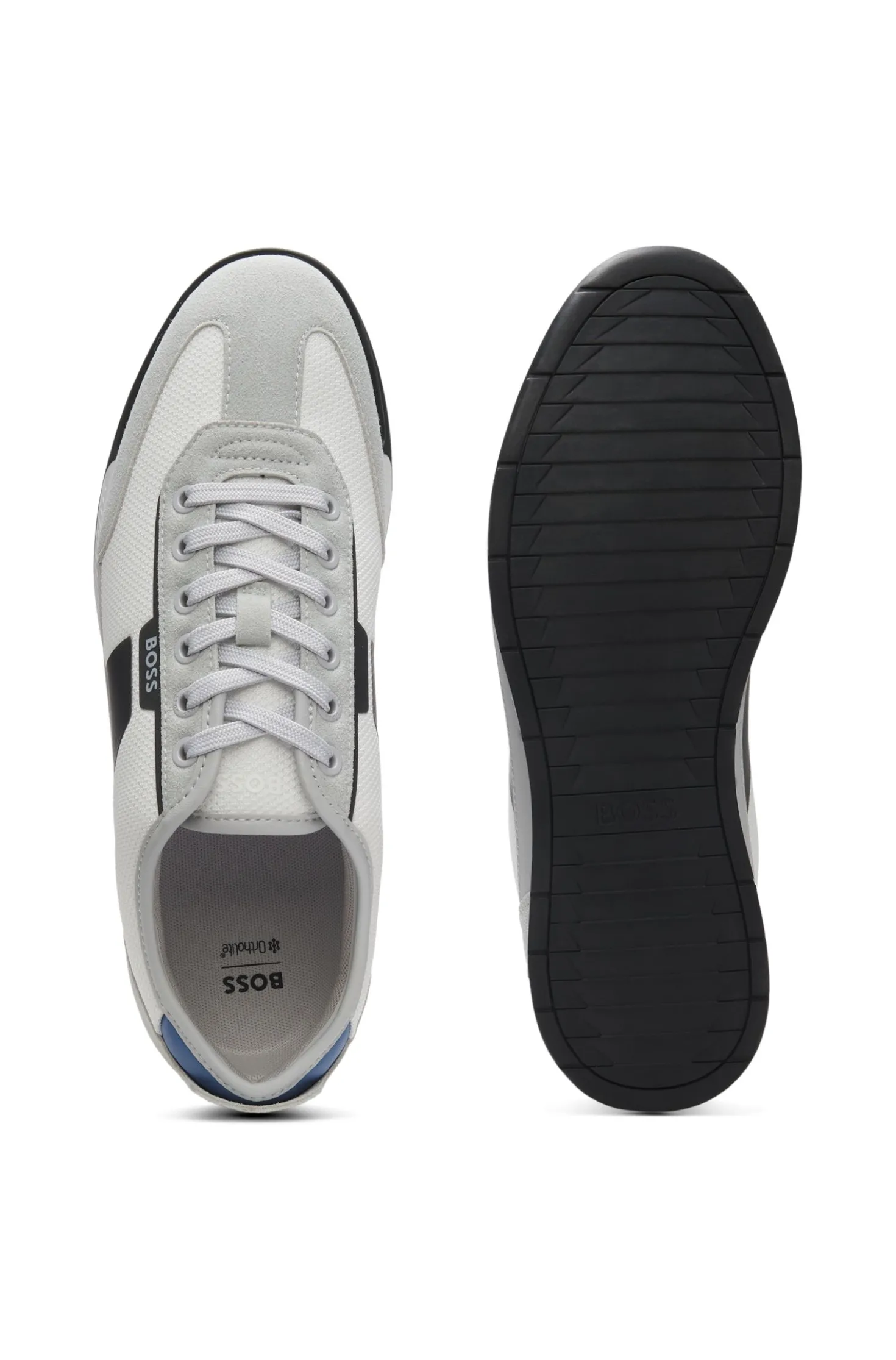Sneakers aus verschiedenen Materialien mit gerippter Laufsohle