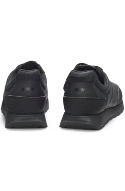 Sneakers mit Monogramm-Print