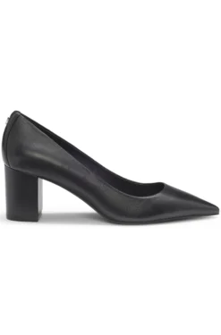 Spitze Pumps aus Nappaleder mit grobem Absatz
