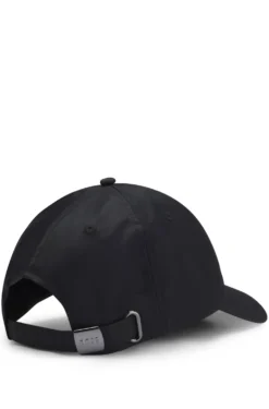 Sportive Cap mit wasserfestem Finish und UV-Schutz