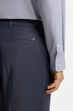 Tapered-Fit Hose aus Schurwolle mit dezentem Muster