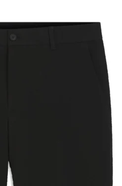 Tapered-Fit Hose aus Stretch-Baumwolle mit Seersucker-Struktur
