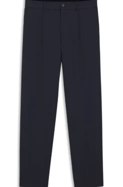 Tapered-Fit Hose aus waschmaschinenfestem Performance-Stretch-Gewebe