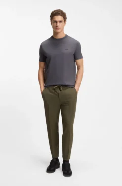 Tapered-Fit Hose aus wasserabweisendem Stretch-Gewebe