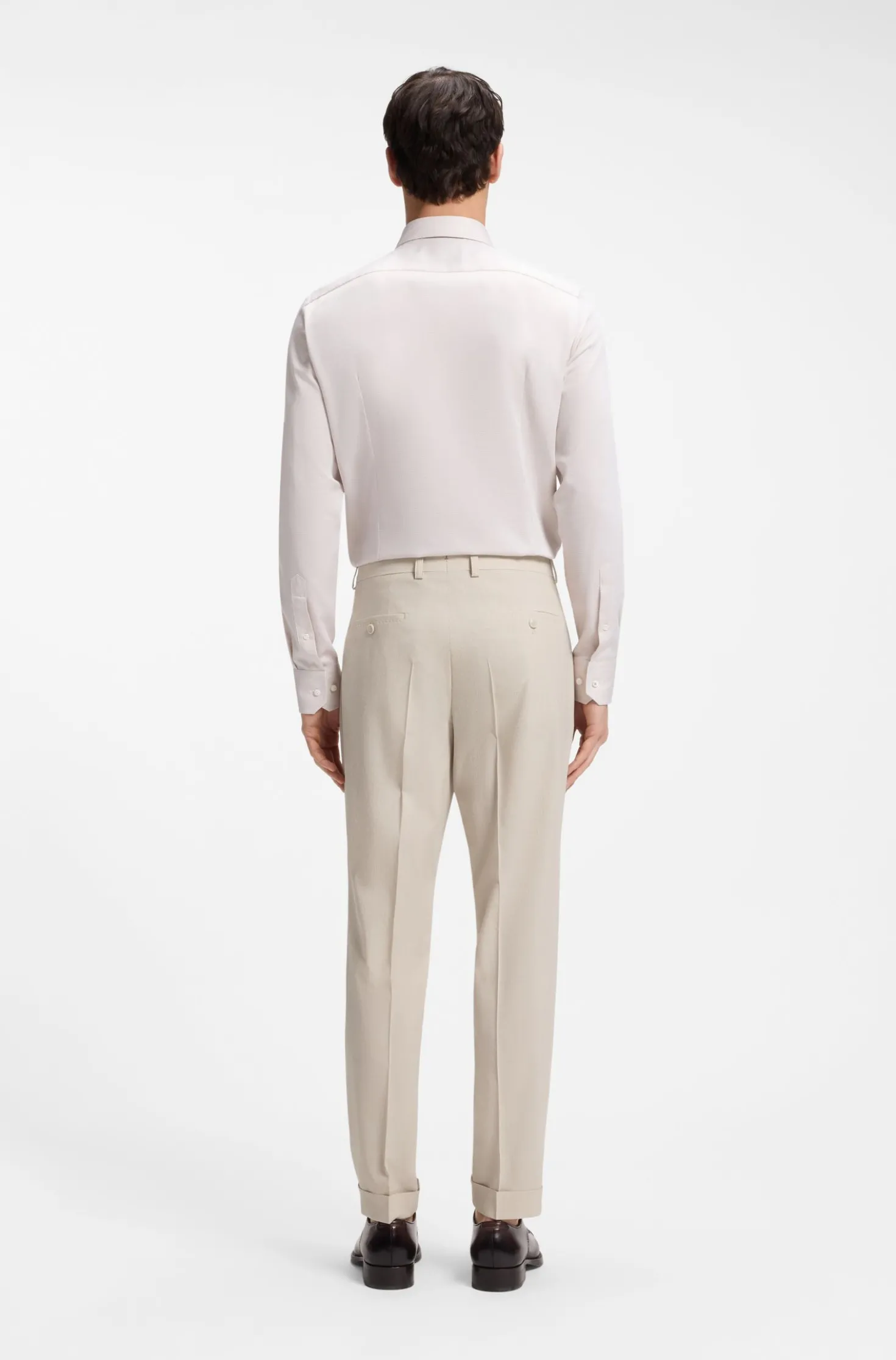 Tapered-Fit Hose aus Woll-Mix-Seersucker-Gewebe