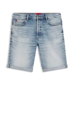 Tapered-Fit Shorts aus leuchtend blauem Stretch-Denim
