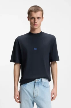 T-Shirt aus Baumwolle mit geripptem Ausschnitt und Logo-Badge