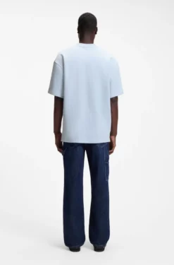 T-Shirt aus Baumwoll-Jersey mit blauem Logo-Aufnäher