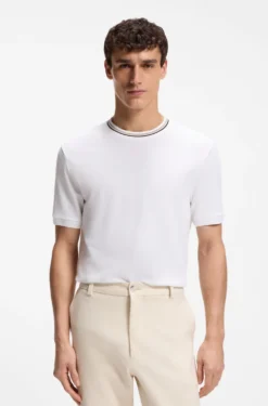 T-Shirt aus Baumwoll-Piqué mit gestreiftem Kragen
