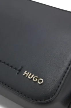 Umhängetasche mit Logo-Schriftzug