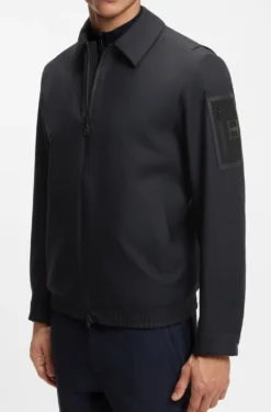 Wasserabweisende Jacke aus Stretch-Material