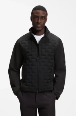 Wasserabweisende Jacke mit zertifizierter Daunenfüllung
