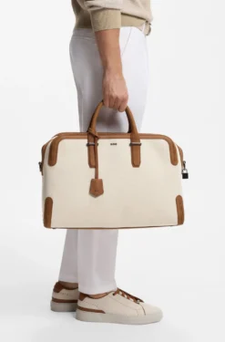 Weekender aus Canvas mit Lederbesatz