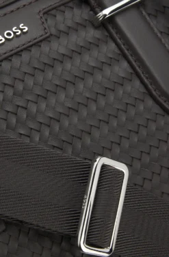 Weekender aus gewebtem Leder mit silberfarbenem Logo